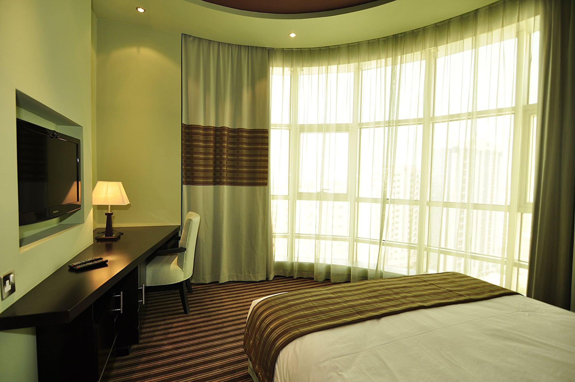 Aldar Hotel Sardzsa Kültér fotó